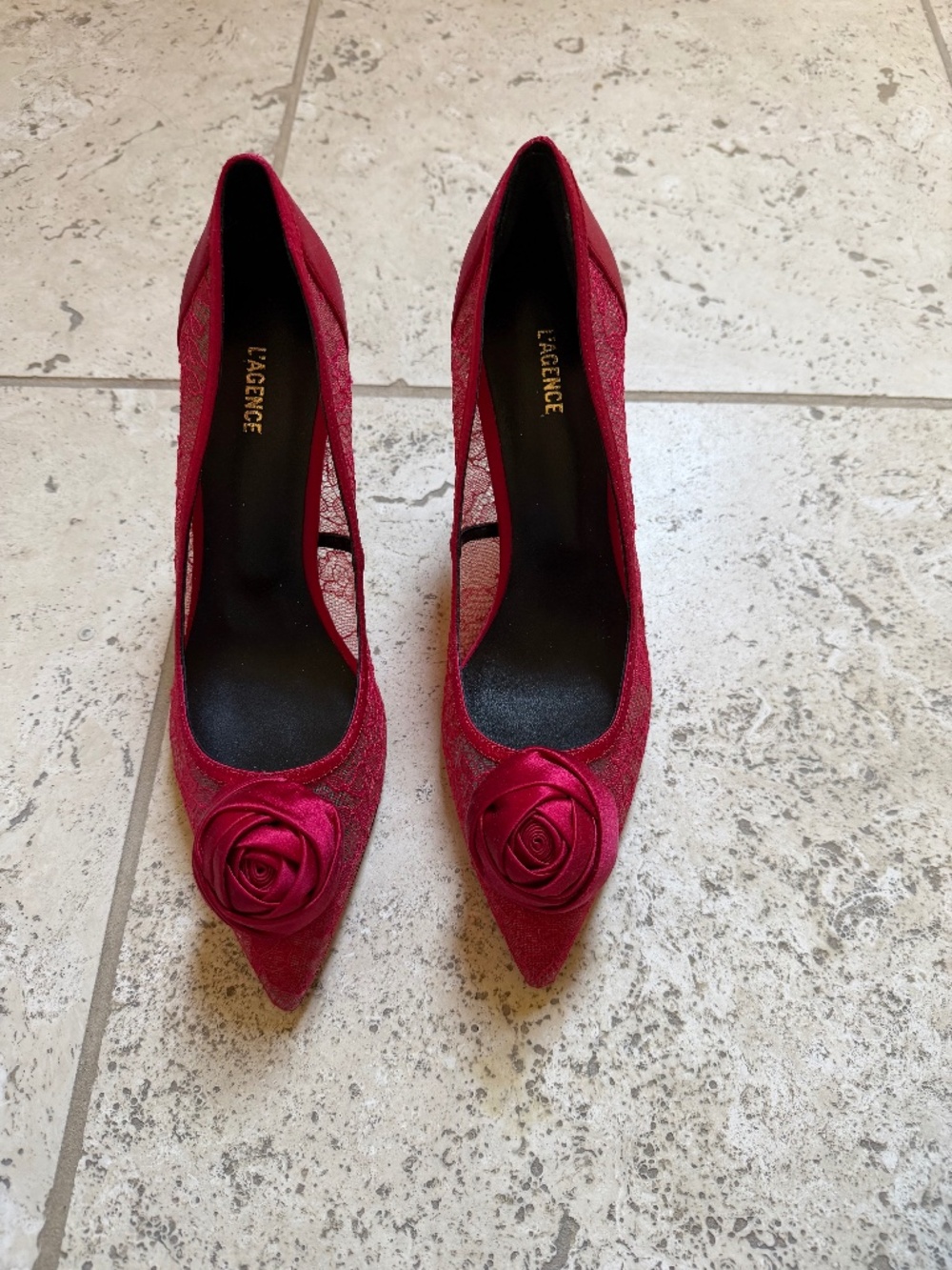 L’agence red flower stiletto pump
